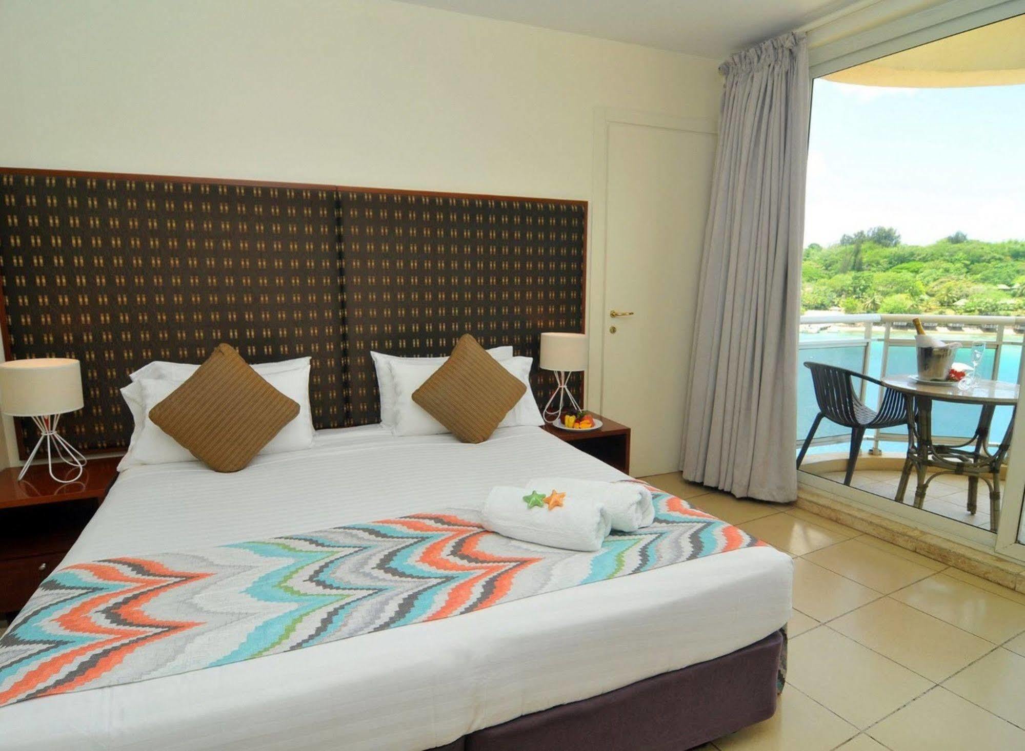 Grand Hotel & Casino Port Vila Exterior photo